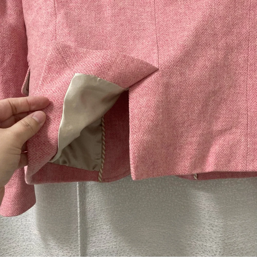 J. Crew Women’s Schoolboy Wool Pink Herringbone Blazer Size 2 With Gold Buttons - Picture 8 of 15